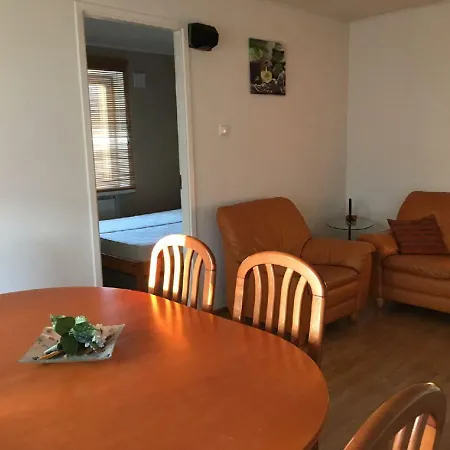 בית אירוח Double In The Center טאלין